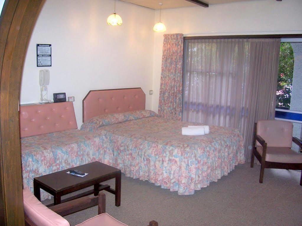 Alcala Motor 3* Dunedin